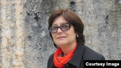 Изида Чаниа