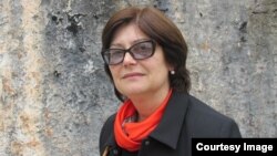 Изида Чаниа