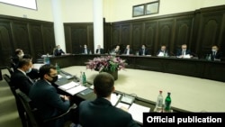 Armenia -- Armenian Prime Minister Nikol Pashinian chairs a cabinet meeting in Yerevan, December 3, 2020.