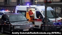 За фактом ДТП в центрі міста відкрили кримінальне провадження за статтею про порушення правил безпеки дорожнього руху, яке призвело до загибелі кількох людей.