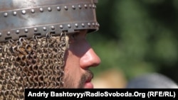Учасник історичної реконструкції часів Київської Русі (фото архівне)
