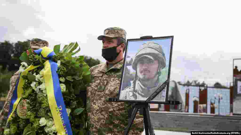 У лавах ЗСУ пройшов шлях від солдата до офіцера, командира взводу 24-ої механізованої бригади імені Короля Данила.