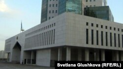 Здание Дома правительства  в Астане.