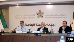 نشست ائتلاف ملی سوريه، مهم ترين گروه مخالف حکومت بشار اسد در استانبول.