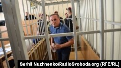 Олексндр Єфремов у Печерському суді Києва, 1 серпня 2014 року 