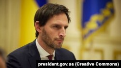 Ուկրաինա - Նիդերլանդների արտաքին գործերի նախարար Վոպկե Հեկստրան Կիևում, 15-ը նոյեմբերի, 2022թ. 