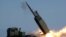Кошмо Штаттардын HIMARS жогорку мобилдүү артиллериялык ракеталык системасы.