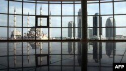 Нохчийчоь -- Соьлж-гIалин юккъехь ирх яхана "Grozny City", шена юкъахь "Нохчийчоьнан дог" олуш долу Кадыров Ахьмад-Хьаьжин цIарах долу маьждиг а, стигалх хьекхало гIаланаш а, йолуш, 14Охан2012