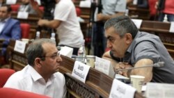 «Ինձ չեմ հարգի՝ ես մեկնեմ գործուղման, երբ մյուսներն ապօրինի զրկված են այդ իրավունքից». ընդդիմադիր պատգամավոր