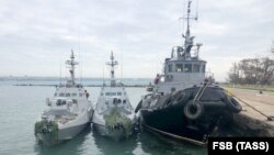 Захоплені українські кораблі в Керчі в анексованому Росією Криму, 25 листопада 2018 року