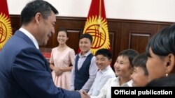 Президент балдарды кабыл алды. Бишкек. 1-июнь, 2021-жыл.