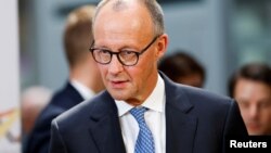 Канцлер наголосив, що питання використання російських коштів залишається одним із ключових у порядку денному саміту, поруч із обговоренням європейської обороноздатності й підтримки промисловості