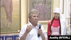 Рәссам Рифкать Вахитов