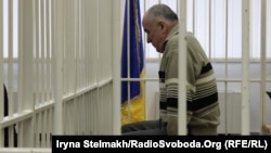 Олексій Пукач, обвинувачений у вбивстві Георгія Гонгадзе під час судового засідання у Апеляційному суді. Київ, 20 квітня 2015 року