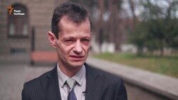 Військова прокуратура нарахувала 138 небойових втрат через пиятику на фронті (відео)