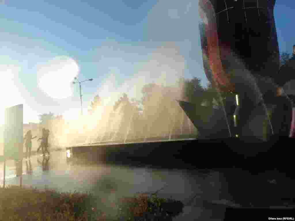 Итоговый концерт фестиваля &laquo;Студенческая пора&raquo; прошел по традиции на площади рядом с фонтаном &laquo;Кызгалдак&raquo;.