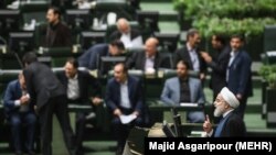 رییس‌جمهوری ایران می‌گوید:ما هر سلاحی از هر نوعی که نیاز داشته باشیم می‌سازیم و انبار می‌کنیم.