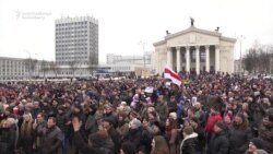 Hundreds Protest In Belarus's Homel Against 'Parasites' Tax