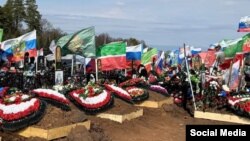 Түбән Кама зиратында сугышта үлүчеләр каберләре, социаль челтәрләр фотосы