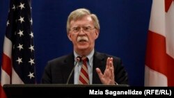 جان بولتون می‌گوید، آمریکا فعالیت‌های هسته‌ای ایران را به دقت زیر نظر دارد.