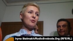 Тетяна Козаченко, директор департаменту з питань люстрації Міністерства юстиції коментує обшуки у своїй квартирі та кабінеті, 21 квітня 2015