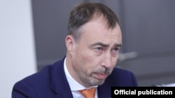  Հարավային Կովկասի և Վրաստանում ճգնաժամի հարցերով Եվրամիության հատուկ ներկայացուցիչ Տոյվո Կլաար, արխիվ