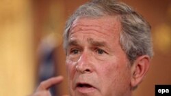 جرج بوش رييس جمهوری آمريکا، خواهان لغو ممنوعیت حفاری در آبهای ساحلی این کشور شده است. (عکس از EPA)