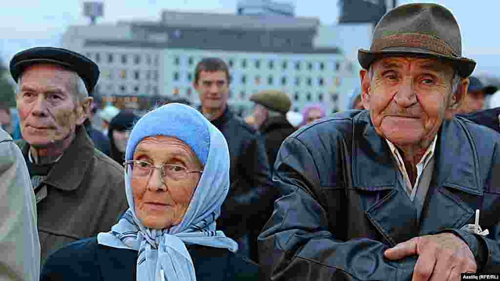 Камал театры каршында яңа сезон ачу тантанасы&nbsp;