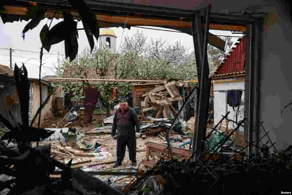 Одессада Русия һөҗүменнән соң җимерелгән йорт.