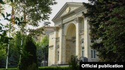 ՀՀ նախագահի նստավայրը Երևանում, արխիվ 