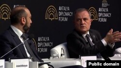 Turkey - Azerbaijani Foreign Minister Jeyhun Bayramov and his Armenian counterpart Ararat Mirzoyan speak at a panel discussion in Antalya, April 12, 2025.