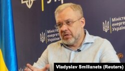 «Якщо не буде подальших обстрілів енергосистеми, то в найближчій перспективі ми зможемо стабілізувати і скоротити час відключення», – каже Герман Галущенко 