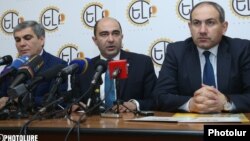 Члены фракции «Елк» (архив)