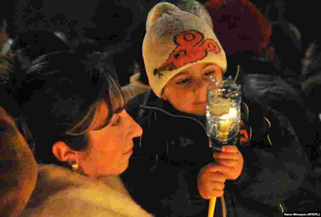 Armenia -- Christmas candle liturgy, Khor Virap, 05Jan2013