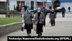 Люди на вулицях Запоріжжя під час карантину, 29 березня 2020 року