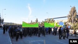 راهپیمایی کارگران معدن چادرملو در بافق استان یزد