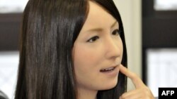 جمینوئید-اف، یک روبات هومانوئید