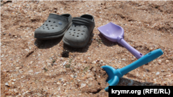 Kefede bir plâj. Qırım, 2021 senesi avgustnıñ 25-i