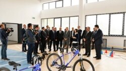 «Կախիչների գործից»՝ գոհունակ շրջայցի. Փաշինյանը կրկին Լոռիում է
