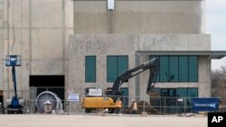 Триває будівництво заводу компанії General Dynamics в Мескіті, штат Техас, США, 16 лютого 2024 року