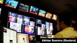 Карачидеги «Geo News» телеканалынын кызматкери. 11-апрель, 2018-жыл. Пакистан.