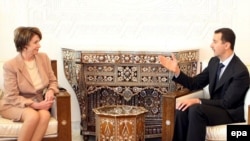 خانم پلوسی سومين مقام ارشد آمريکايی است که ظرف چند سال گذشته با رييس جمهوری سوريه ديدار کرده است.