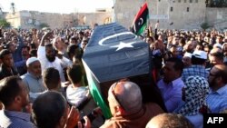 صدها تن از شهروندان لیبی در خیابان‌های پایتخت تجمع و عزاداری کرده‌اند