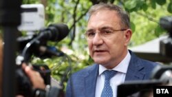 Министър Борислав Гуцанов