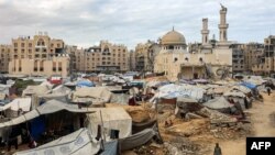 Գազայի հատված - Ռազմական գործողությունների հետևանքները, անտուն մնացած ընտանիքների վրանները հյուսիս-արևմտյան Խան Յունիս քաղաքում, հոկտեմբեր, 2025թ.