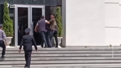 'Bu, həbsi üçün son damla oldu' - Ailəsi Əhməd Məmmədlinin səhhətinin pisləşdiyini deyir