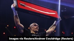 У реванші з Дюбуа Усик битиметься за повернення титулу IBF