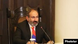 И. о. премьер-министра Армении Никол Пашинян на пресс-конференции, Ереван, 20 ноября 2018 г. 