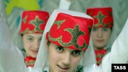 Нохчийн а, гIалгIайн хелхаран тоба оьрсийн Павлодар гIалахь кавказхойн хелхарш деш, 25ГIа2000