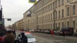 Гелікоптер для евакуації потерпілих здійснив посадку в центрі Петербурга (відео)